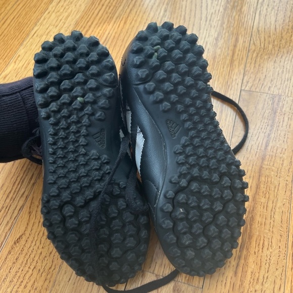 Adidas Kids Black Soccer Turf Shoes Size 11 - Picture 4 of 5